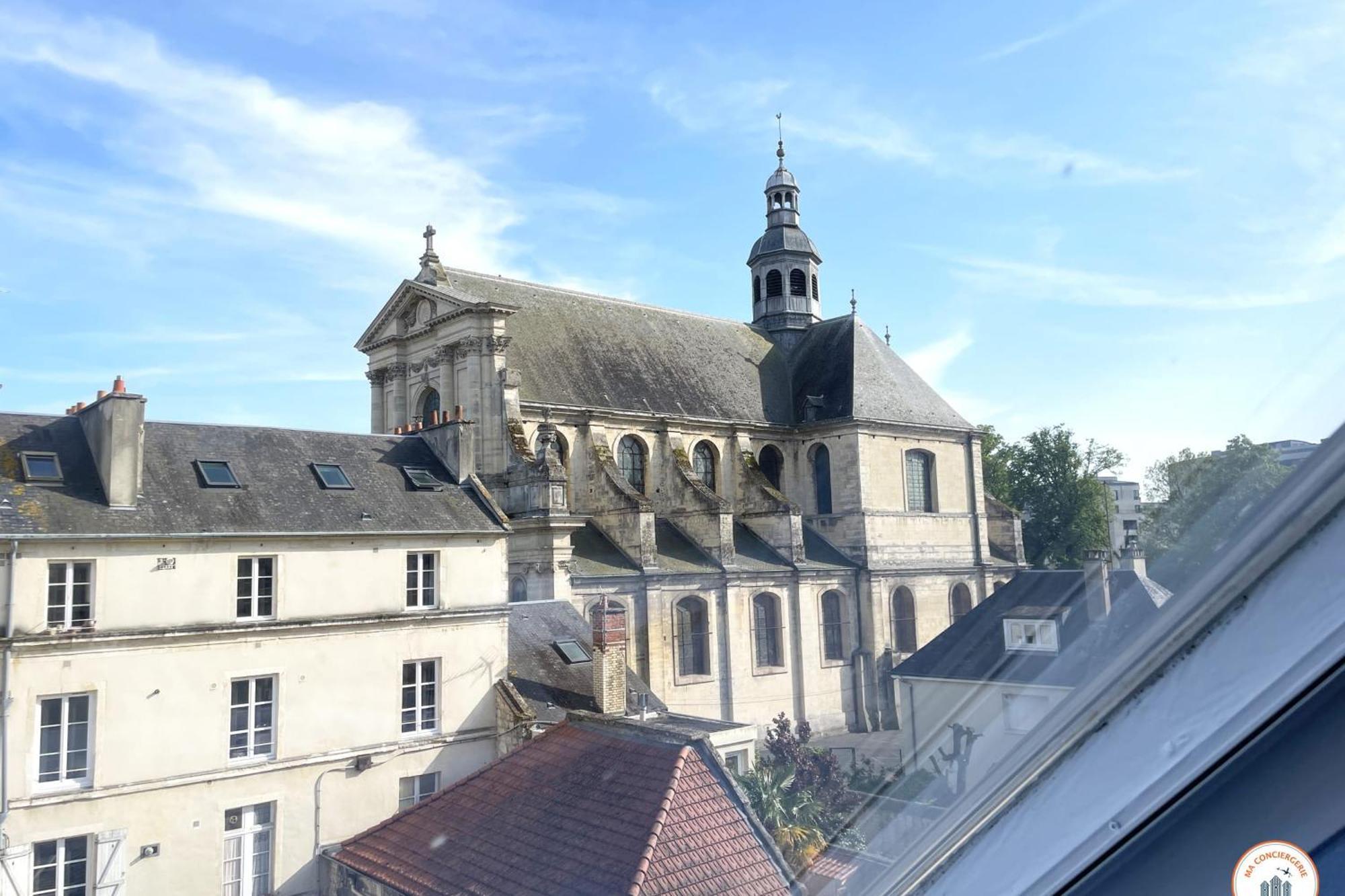 Le St-Laurent - Magnifique Triplex - Calme Caen Eksteriør bilde
