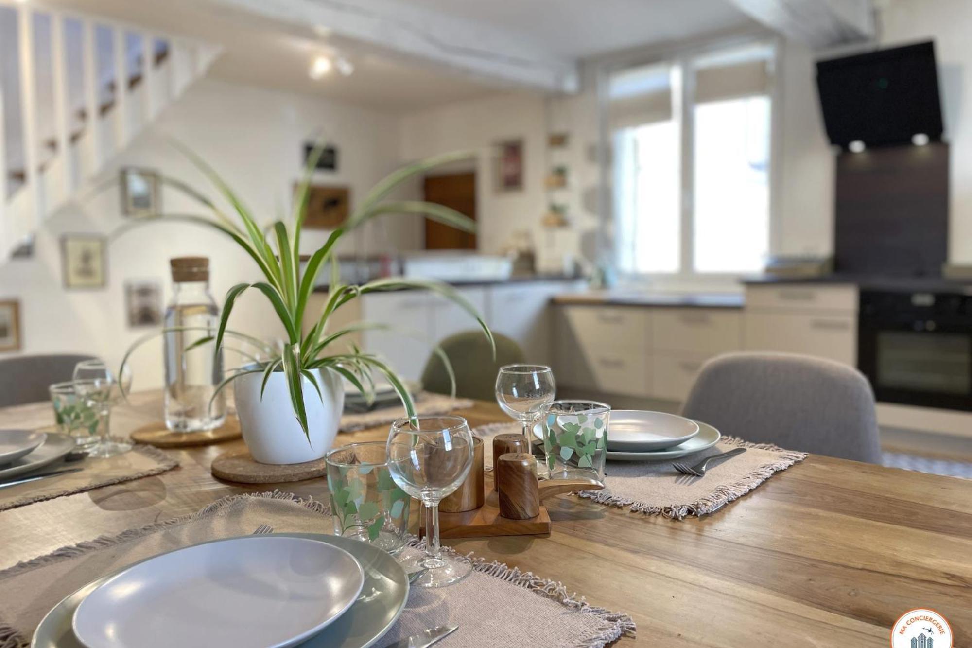 Le St-Laurent - Magnifique Triplex - Calme Caen Eksteriør bilde